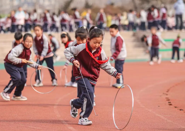 大课间每天一节体育课实施体育准则推进