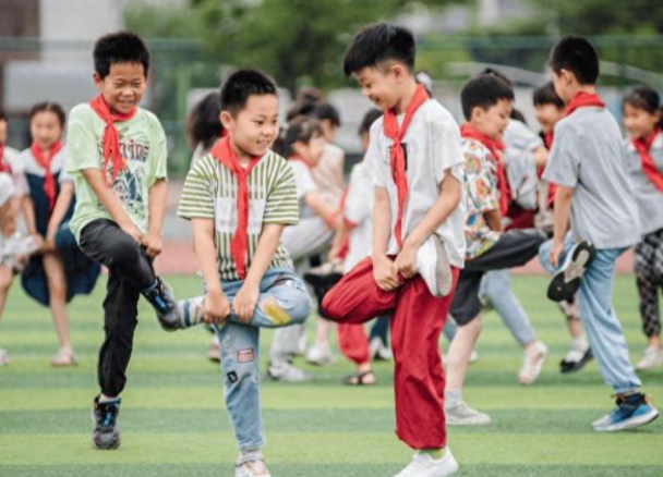 课间十五分钟不是简略地让孩子走出教室