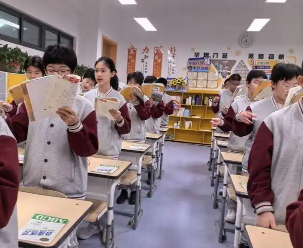 发动抗挫力教育聚集学生身心健康的具体表现以此为契机 发动抗挫力教育聚集学生身心健康的具体表现以此为契机